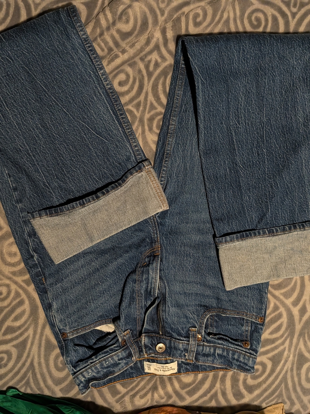 Abercrombie & Fitch Indigo Relaxed Straight Jeans